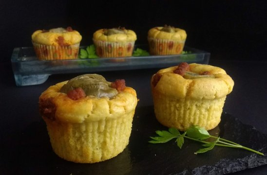 Muffins-de-alcahofa-y-sobrasada