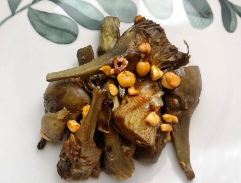 alcachofas-anacardos-pimenton-vera alcachofas-anacardos-pimenton-vera